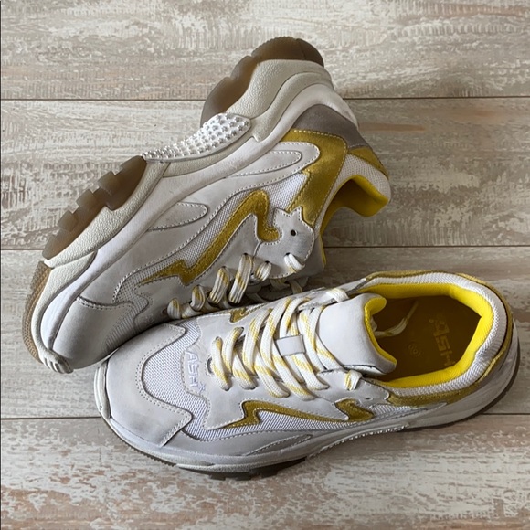 NWT Ash Addict Perforated Star-Patch Leather Shoes - Picture 10 of 13